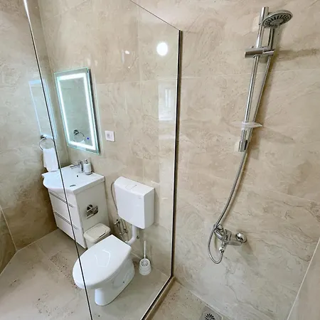 Guest House Koliqi - Hotel & Apartments Ulcinj Exterior photo