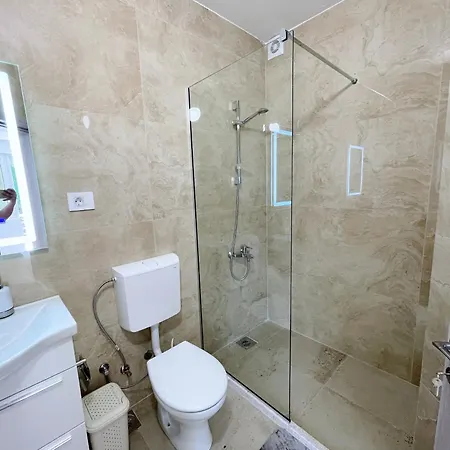 Guest House Koliqi - Hotel & Apartments Ulcinj Exterior photo