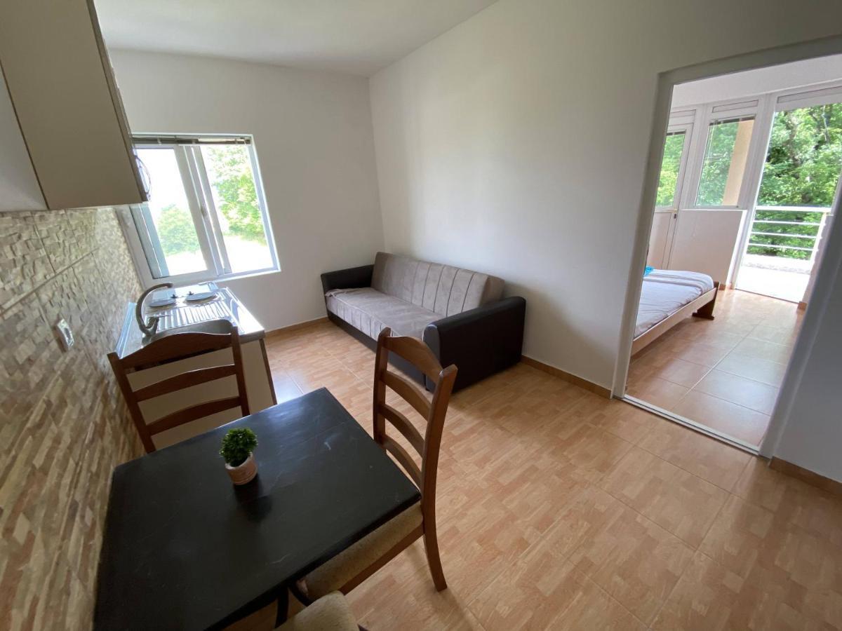 Koliqi - & Apartment *